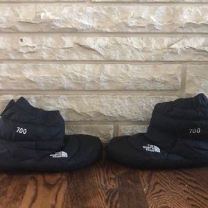 North face waterproof sliders